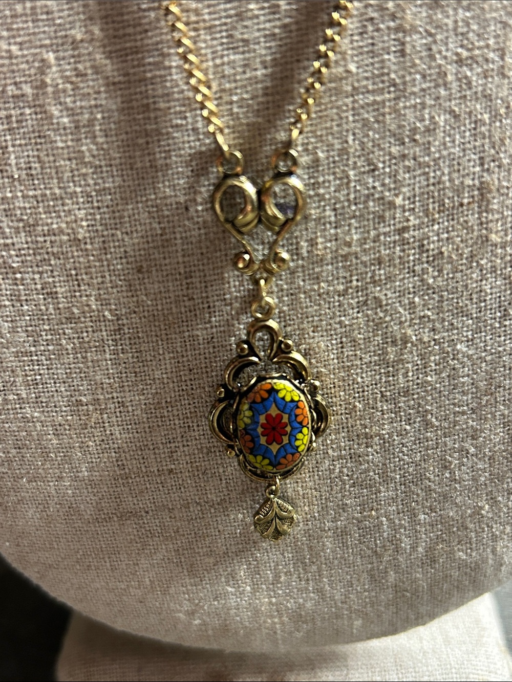 Gold-tone Floral Enamel Pendant Necklace - Women Jewelry faux mosaic‎